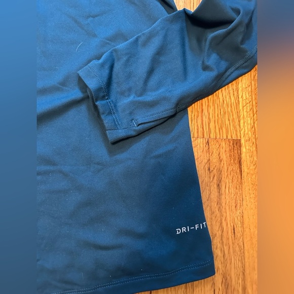 Nike Running  Dri  Fit Pull Over 1/2 Zip jacket Size L (f6 - Picture 9 of 10